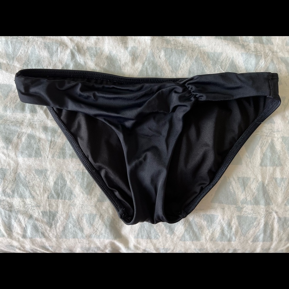 Victoria’s Secret Swim Black Bikini - Picture 3 of 6